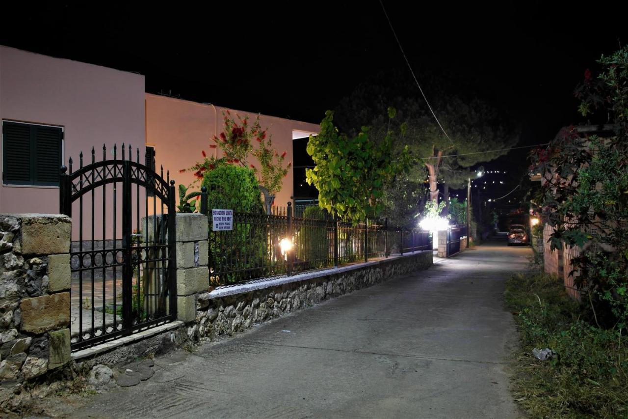 Voulas Apartments Stoúpa Zewnętrze zdjęcie